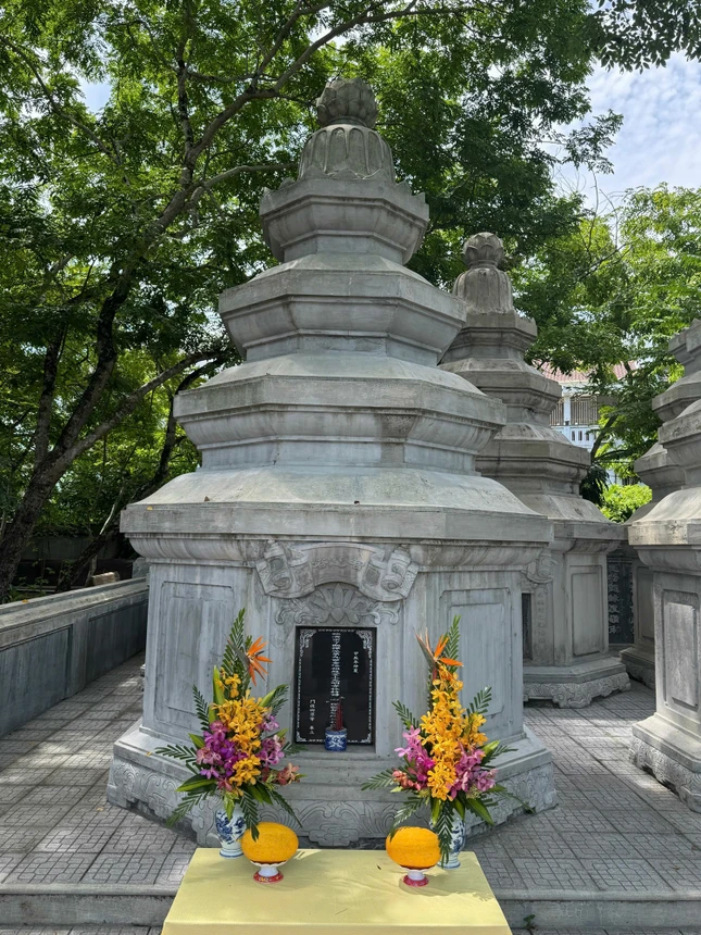 Bảo tháp cố Hòa thượng Thích Huệ Trí trong khuôn viên chốn tổ Kim Tiên ở cố đô Huế