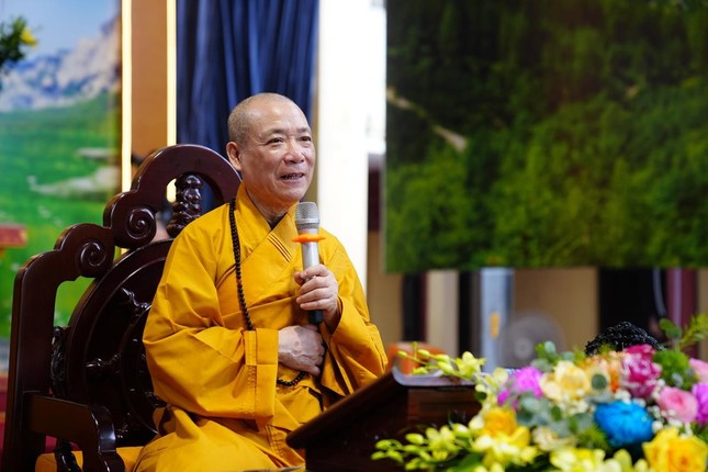 Hòa thượng Thích Bảo Nghiêm chia sẻ thời pháp thoại Hòa thượng Thích Bảo Nghiêm chia sẻ thời pháp thoại