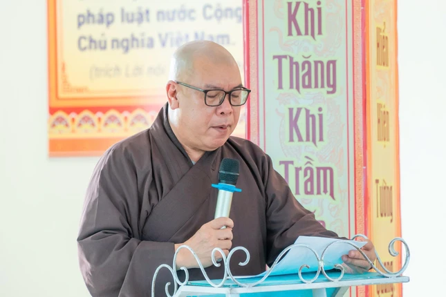 Đại đức Thích Đạo Không trình dự kiến nhân sự của 12 ban chuyên môn trực thuộc