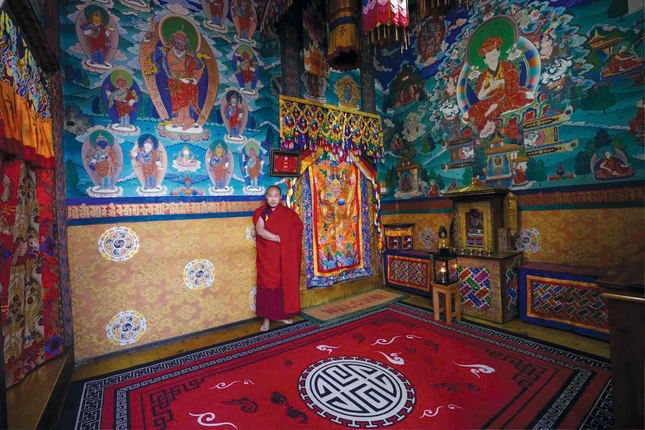 Nội thất Dzong cũng đặc biệt không kém, thể hiện sự thiện xảo bậc nhất của nghệ thuật Bhutan