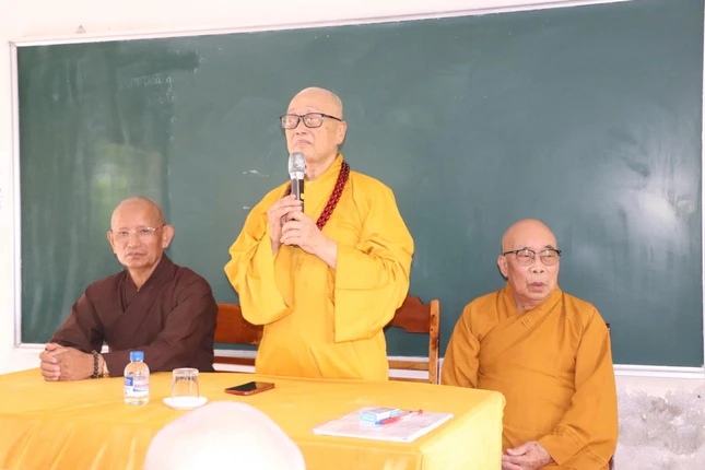 Hòa thượng Thích Tánh Nhiếp phát biểu