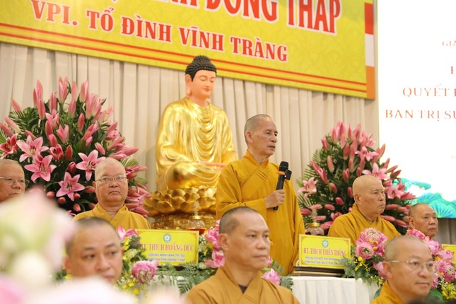 Hòa thượng Thích Thiện Thống ban đạo từ