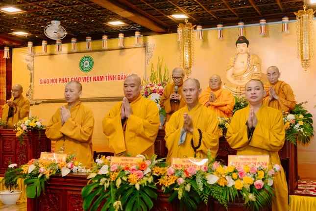 Niệm Phật cầu gia hộ