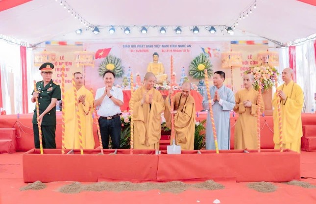 Nghi thức tâm linh khởi công xây dựng chùa Tiên Linh Nghi thức tâm linh khởi công xây dựng chùa Tiên Linh