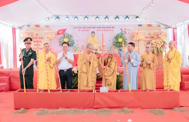 Nghi thức tâm linh khởi công xây dựng chùa Tiên Linh Nghi thức tâm linh khởi công xây dựng chùa Tiên Linh