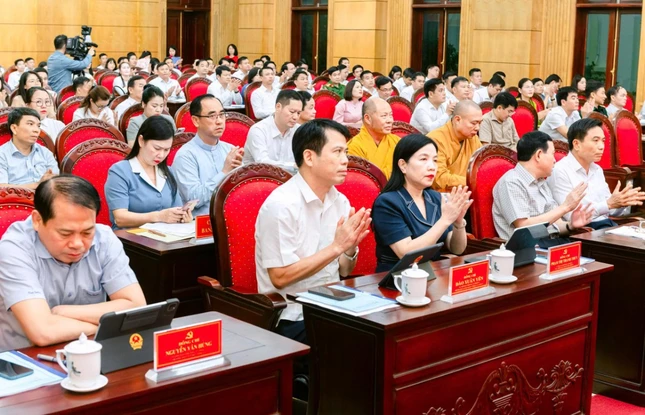 Đại biểu tham dự