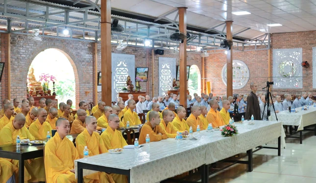 Thính pháp Thính pháp