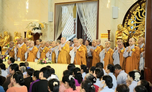 Khóa lễ tụng kinh