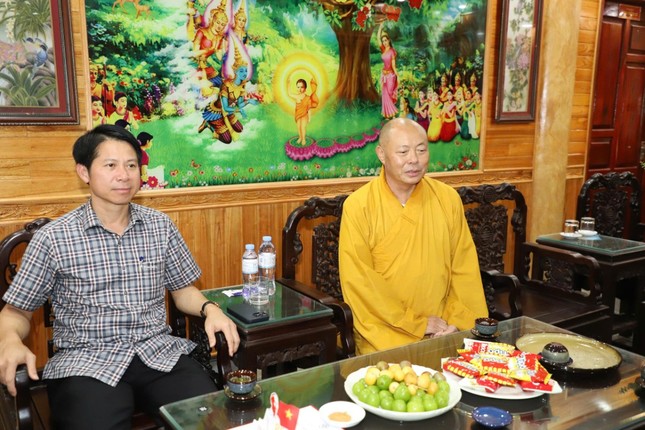 Thượng tọa Thích Tâm Định phát biểu