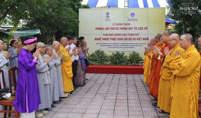 Nghi thức khai mạc truyền thống Nghi thức khai mạc truyền thống