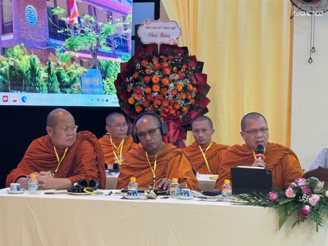 Đại diện đoàn Phật giáo Thái Lan phát biểu