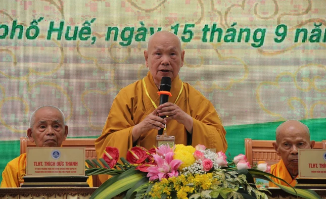 Trưởng lão Hòa thượng Thích Thiện Nhơn ban đạo từ