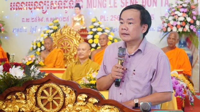 Phó Chủ tịch Ủy ban MTTQVN tỉnh Ngô Phương Vũ phát biểu