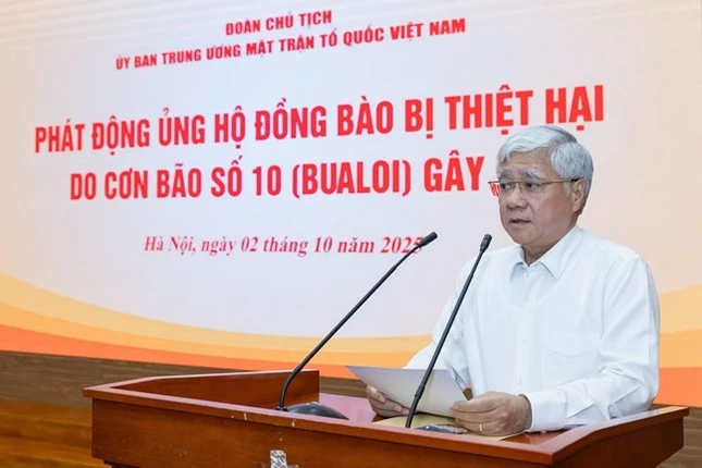 Ủy viên Bộ Chính trị, Bí thư Trung ương Đảng, Chủ tịch Ủy ban Trung ương MTTQVN Đỗ Văn Chiến phát biểu tại lễ phát động