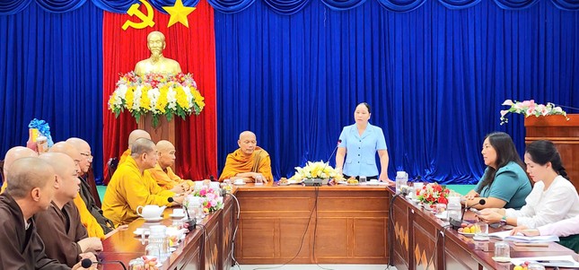 Quang cảnh buổi gặp mặt tại Sở Dân tộc và Tôn giáo tỉnh Cà Mau