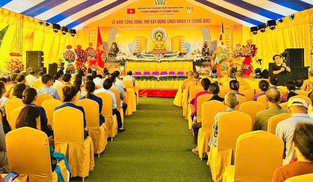 Quang cảnh buổi lễ Quang cảnh buổi lễ