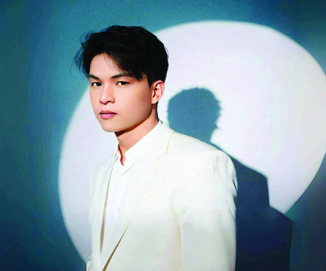 Ca sĩ tự do Phạm Đạt (Jun Đạt, pháp danh Huệ Nhơn)