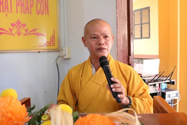 Thượng tọa Thích Minh Độ phát biểu khai mạc Thượng tọa Thích Minh Độ phát biểu khai mạc