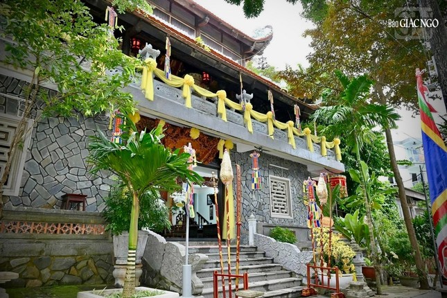 Mặt tiền phương trượng thất Mặt tiền phương trượng thất