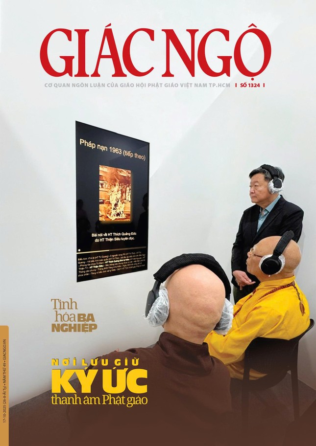 Bìa 1 - Ảnh: Quảng Điền; Mỹ thuật: Tống Viết Diễn/BGN