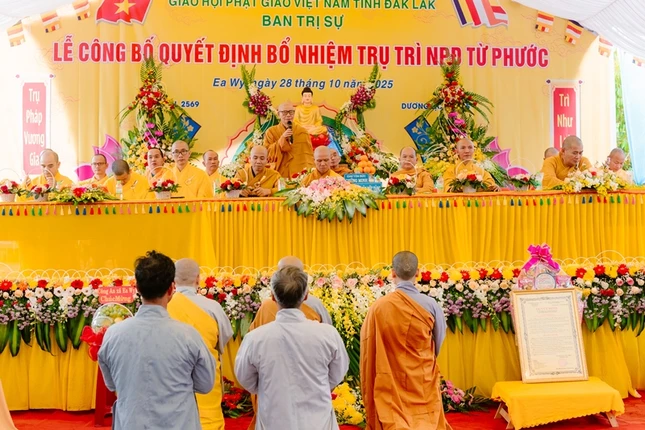 Hòa thượng Thích Châu Quang ban đạo từ