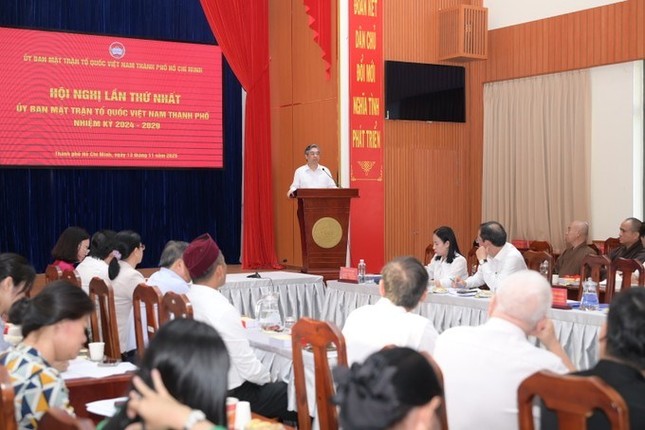 Phó Bí thư Thành ủy, Chủ tịch Uỷ ban MTTQVN TP.HCM Nguyễn Phước Lộc phát biểu