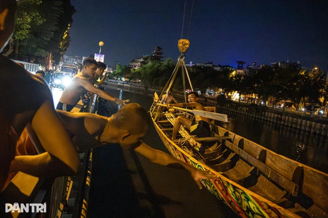 Đại đức Châu Hòa Thái, phó trụ trì chùa Chantarangsay, cho biết lễ hội ghe ngo tại TP.HCM năm nay được tổ chức quy mô và chuyên nghiệp hơn, với sự đồng hành của chính quyền hai cấp và sự chuẩn bị kỹ lưỡng từ ba tháng trước