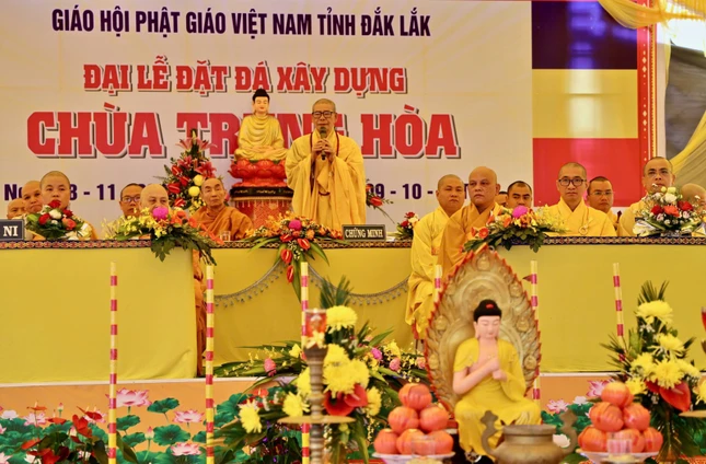 Hòa thượng Thích Châu Quang ban đạo từ