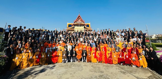 Lưu niệm Lưu niệm