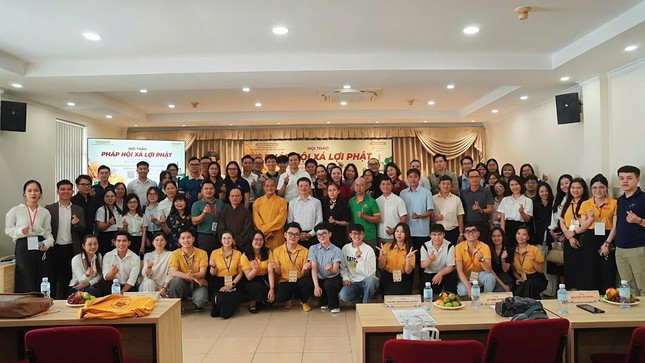 Hội thảo “Pháp hội xá-lợi Phật” có sự tham gia của nhiều khách mời và du khách quan tâm Hội thảo “Pháp hội xá-lợi Phật” có sự tham gia của nhiều khách mời và du khách quan tâm