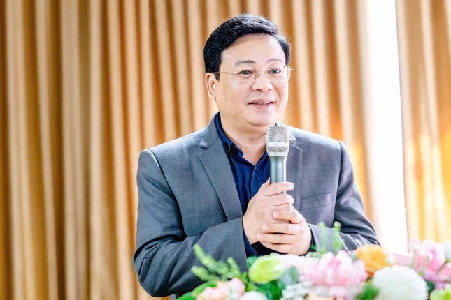 Ông Hồ Việt Anh phát biểu Ông Hồ Việt Anh phát biểu