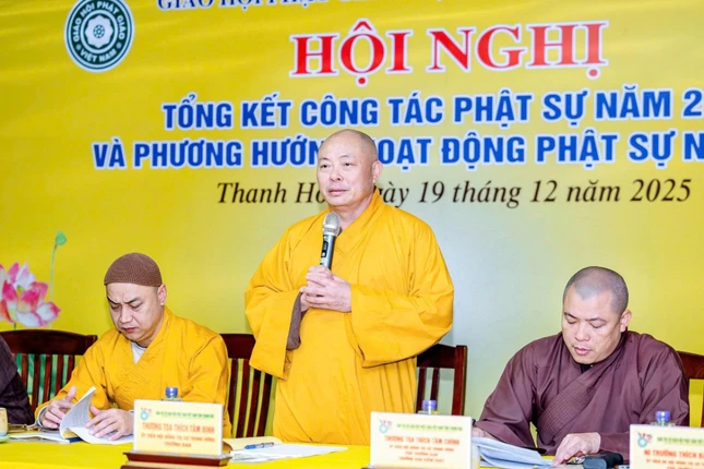 Thượng tọa Thích Tâm Định phát biểu kết luận hội nghị Thượng tọa Thích Tâm Định phát biểu kết luận hội nghị
