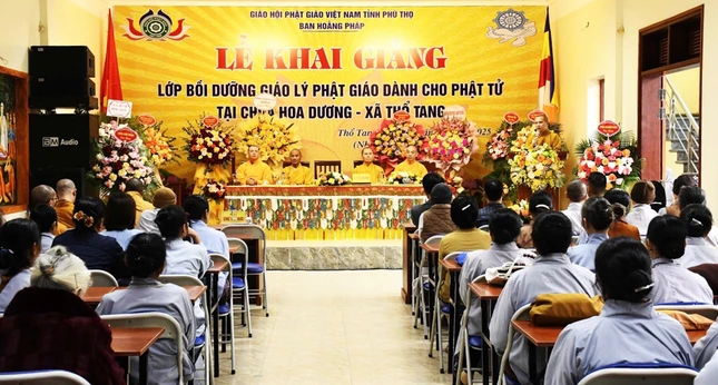 Quang cảnh buổi lễ
