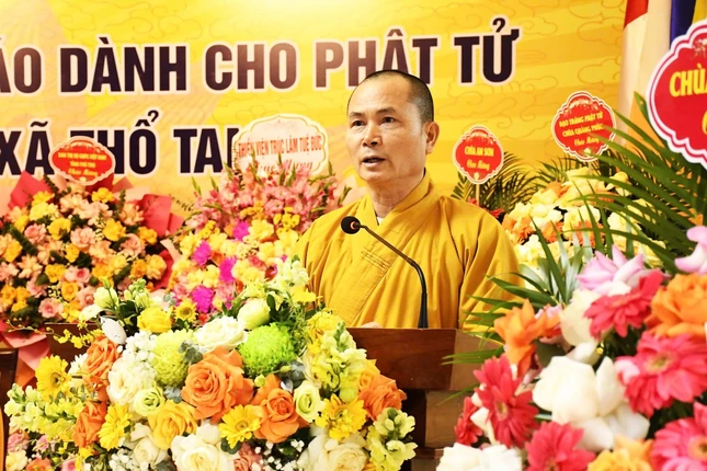 Thượng tọa Thích Minh Thuận phát biểu