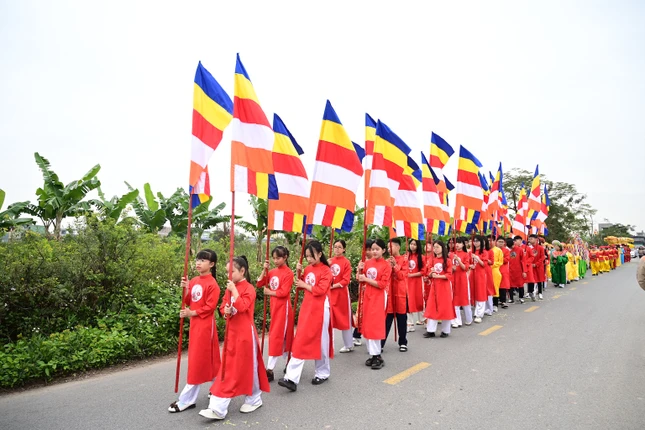 Lễ cung rước tôn tượng Lễ cung rước tôn tượng