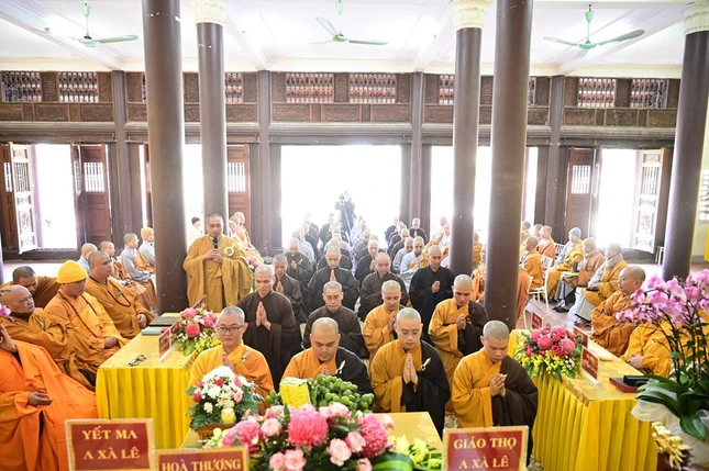 Giới tử cầu thọ giới pháp