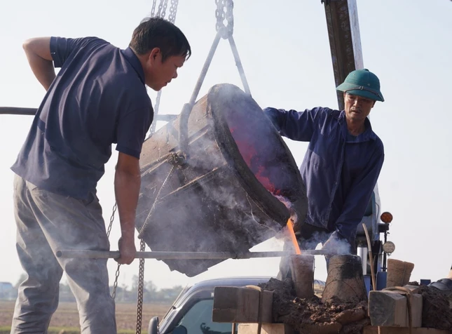 Rót đồng đúc đại hồng chung