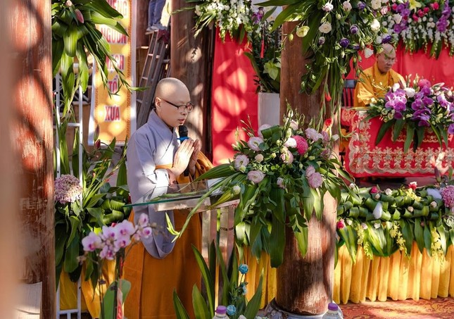 Ni sư Thích Diệu Tuyên phát biểu