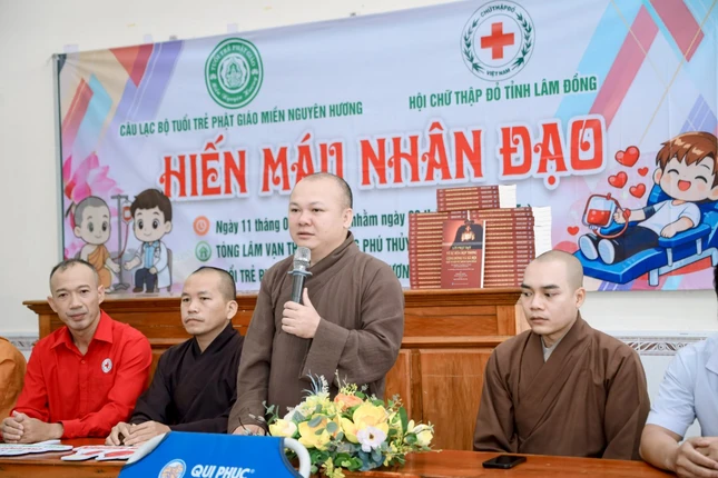 Đại đức Thích Nguyên Thế phát biểu