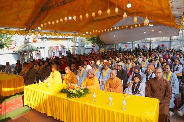 Chư tôn đức, Phật tử tham dự Ngày tu an lạc