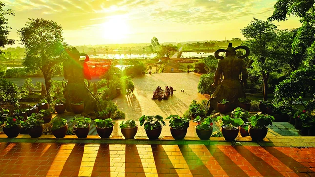 Về chùa - quay về bên trong là xu hướng của nhiều bạn trẻ ngày nay, trước những áp lực của cuộc sống