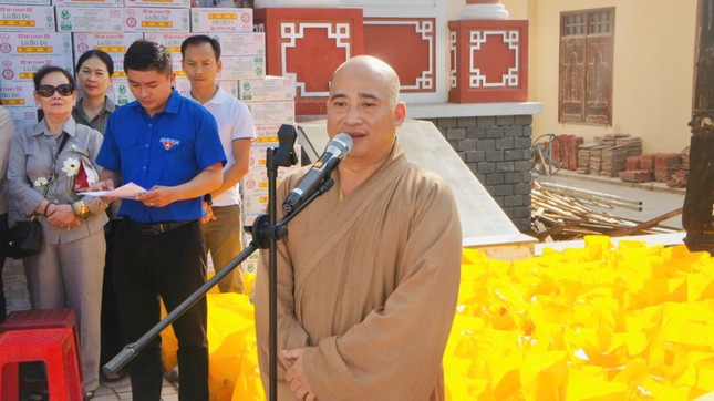 Đại đức Thích Trí Thuận phát biểu