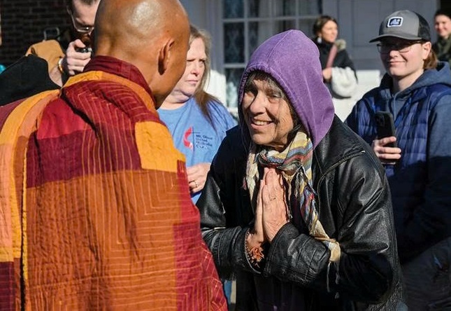 Lối sống giản đơn là khao khát của nhiều người