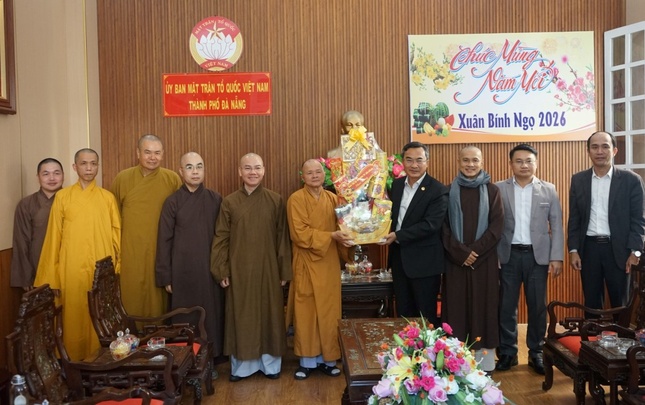 Đoàn Ban Trị sự GHPGVN TP.Đà Nẵng chúc Tết Bính Ngọ 2026 tại Ủy ban MTTQVN TP.Đà Nẵng