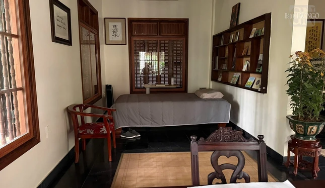 Chiếc đơn lúc sinh tiền Thiền sư chỉ tịnh trong thời gian trở về tịnh dưỡng tại tổ đình Từ Hiếu