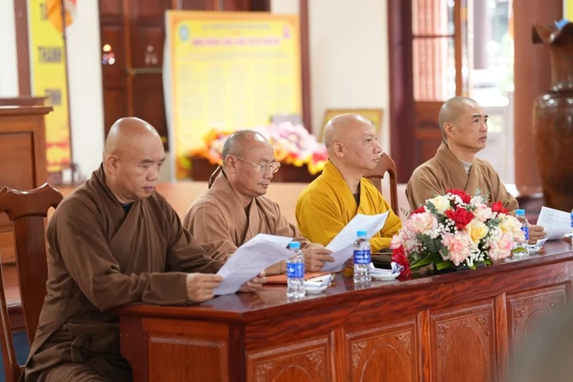 Chư Tăng tham dự hội nghị Chư Tăng tham dự hội nghị