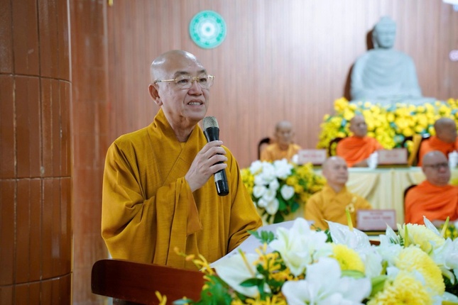 Thượng tọa Thích Bình Tâm phát biểu khai mạc