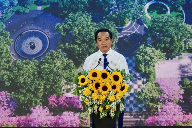 Chủ tịch UBND TP.HCM Nguyễn Văn Được phát biểu tại buổi lễ