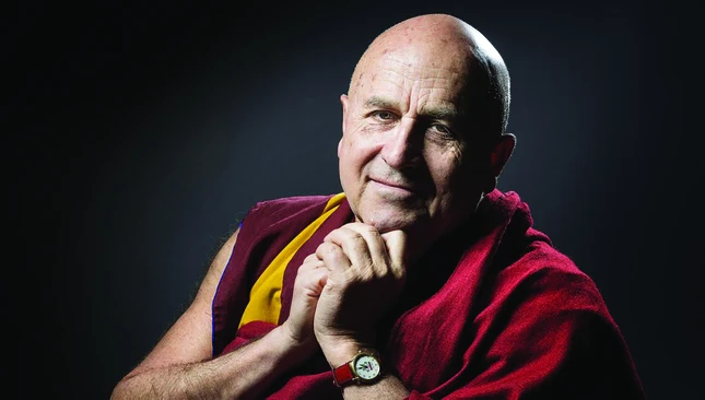 Thầy Matthieu Ricard được mệnh danh là "người hạnh phúc nhất thế giới"