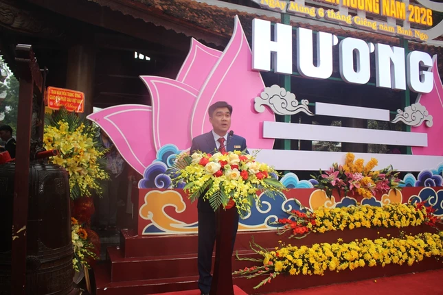 Chủ tịch UBND xã Hương Sơn Lê Văn Trang phát biểu khai mạc